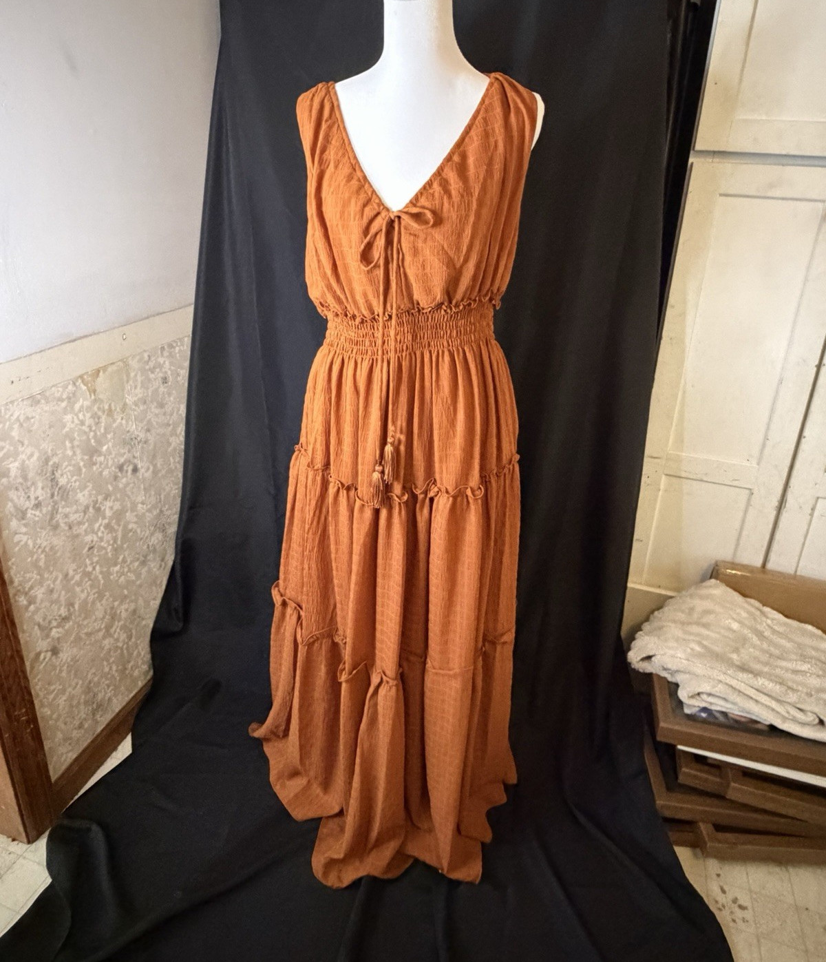 Jessica Taylor Women’s Brown Solid Maxi Dress V-Neck Tie Front Smocked L