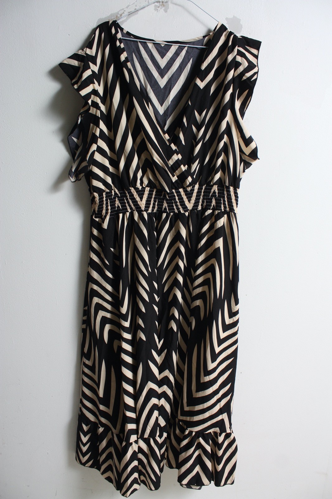 Womens Abstract Chevron Midi Dress – Black – Size 4XL (n30)