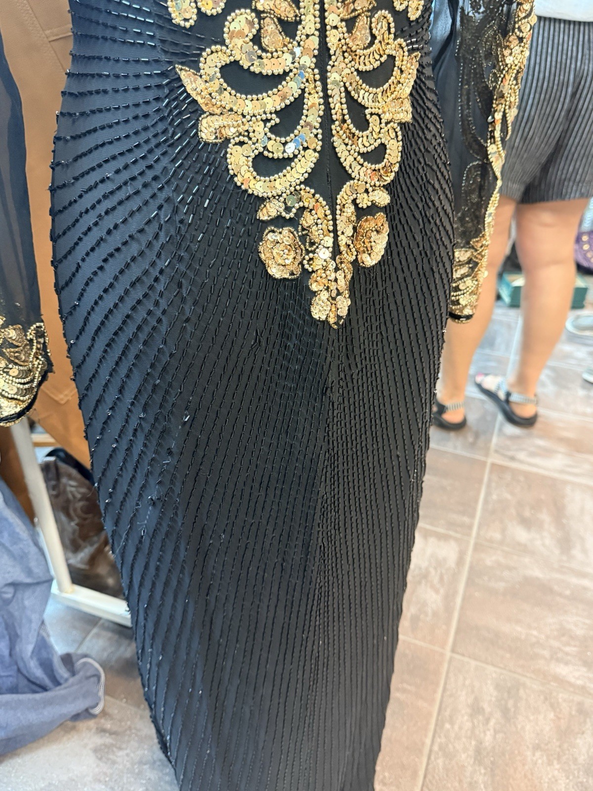 Vintage 80s De Oscar Beaded Silk Gown – Black & Gold Sequin Formal Dress