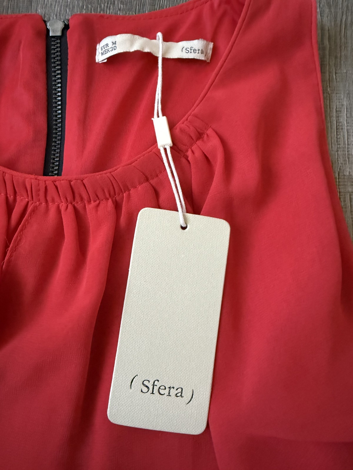 Sfera Red Sleeveless Shift Dress M Layered Ruffle Sheer Overlay Cocktail Party