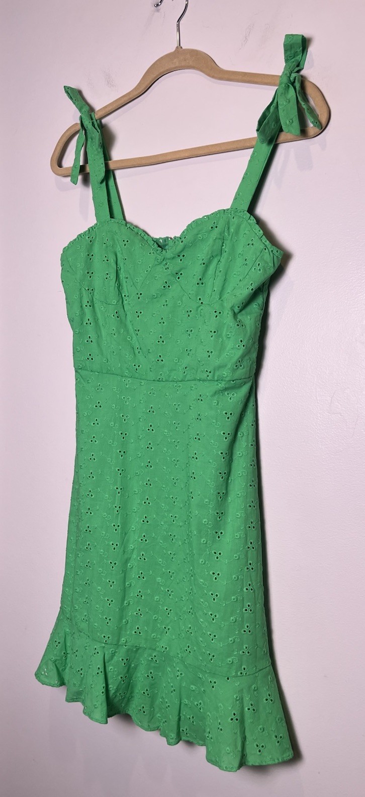 BCX Womens Green Eyelet Sundress Tie Strap Sweetheart Fit Flare Size Small NWOT