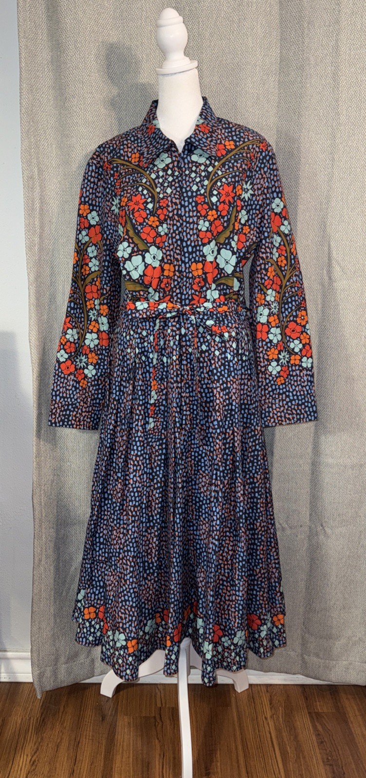 Tucker NYC Allyson Pleated Dress Women’s Size Large Silk Blue Baroque Floral