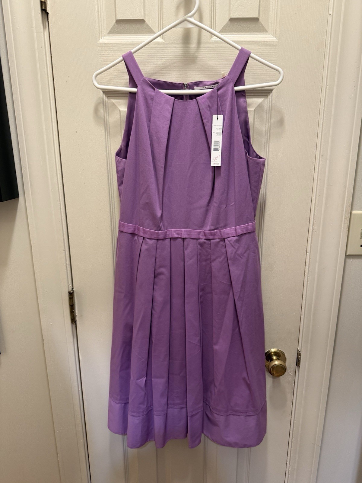 Tahari Julia Dress Women’s Size 6 Purple Iris Orchid Sleeveless Fit & Flare NWT
