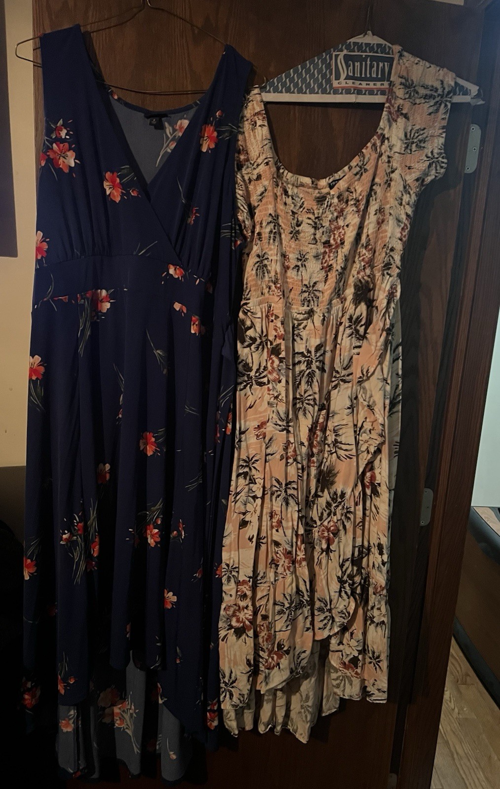 Two Beautiful Torrid Summer Dresses Size 3 Excellent Condition
