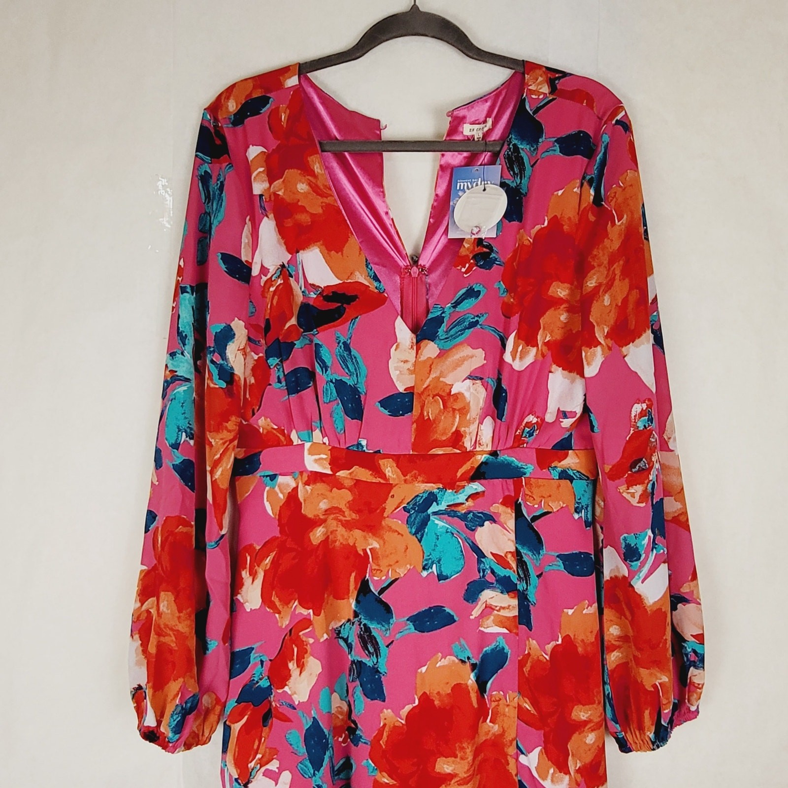 New En Creme Brielle magenta floral long sleeve side slit vneck maxi dress large