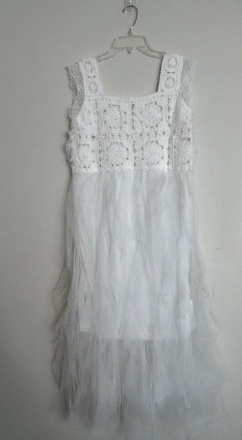 POL Romantic Bohemian Inspired White Crochet Lush Lace Tulle Knit Midi Dress NEW
