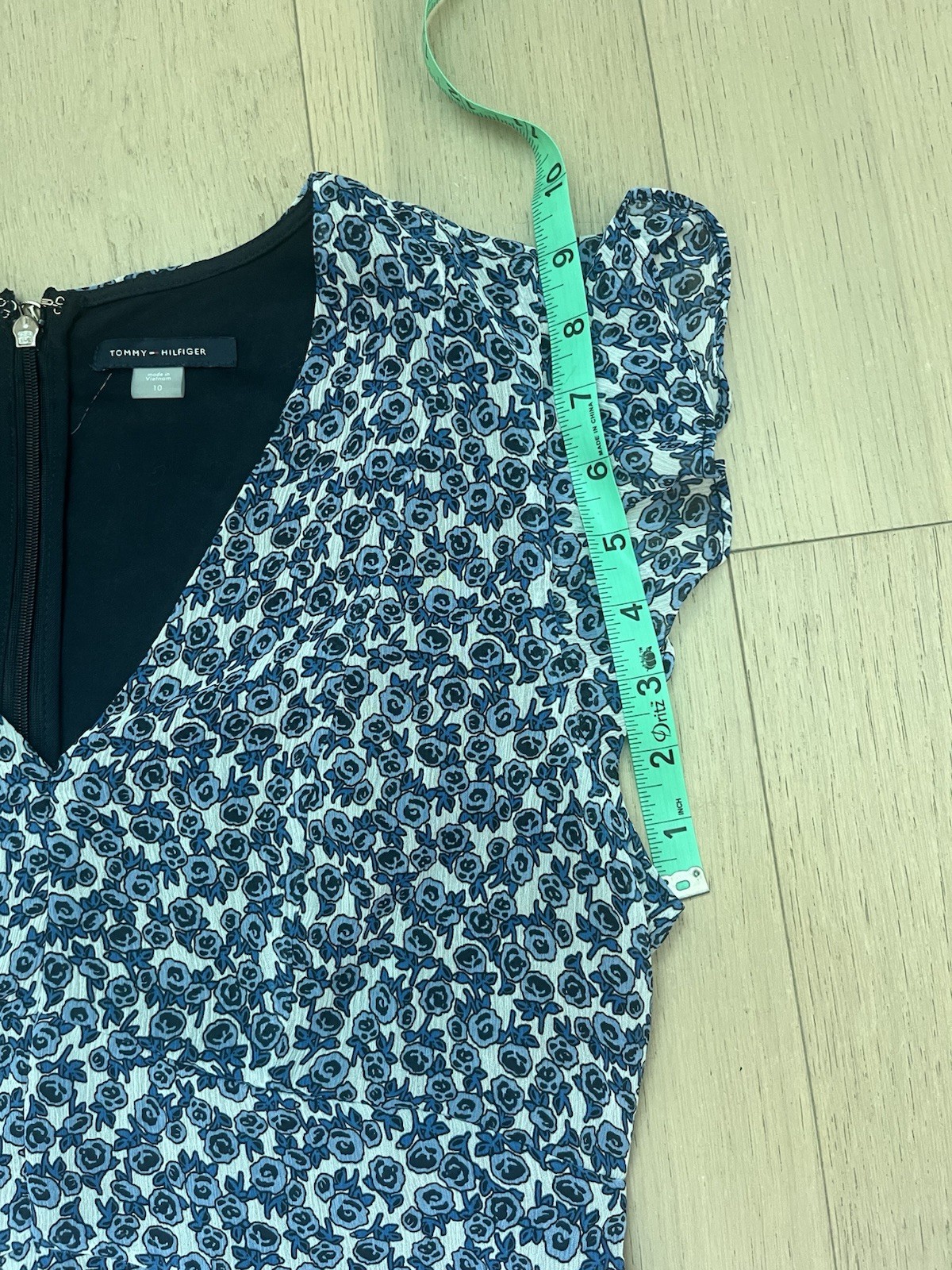 Tommy Hilfiger Blue/White Floral V-Neck Flutter Sleeve Midi A-Line Dress 10