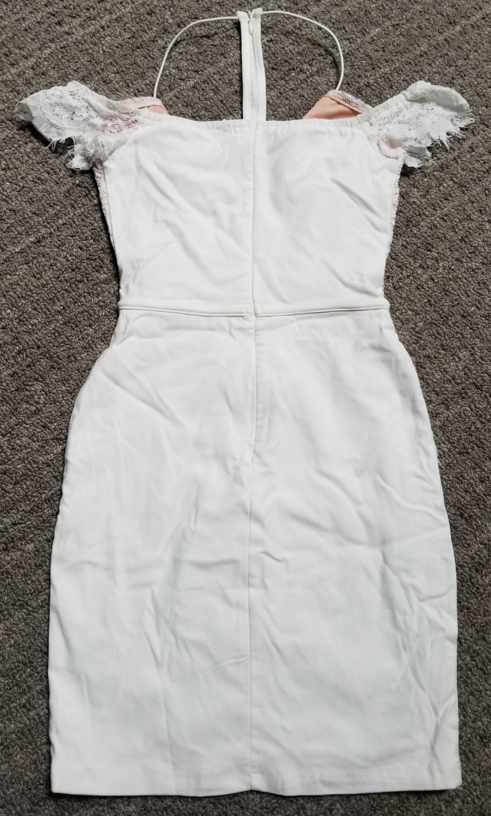 Brand New RARE LONDON Off Shoulder Scallop White Lace Mini Dress – Sz UK 8/US 4