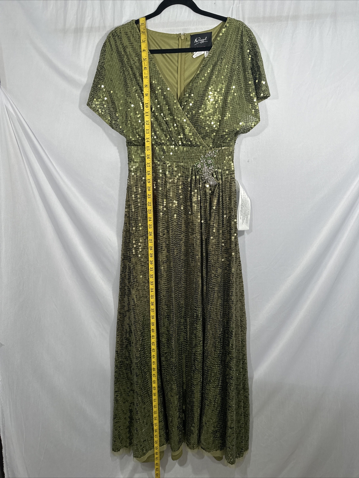 NWT $598 Mac Duggal [ 8 ] Sequined Butterfly Sleeve Wrap Over A Line Gown #Q699