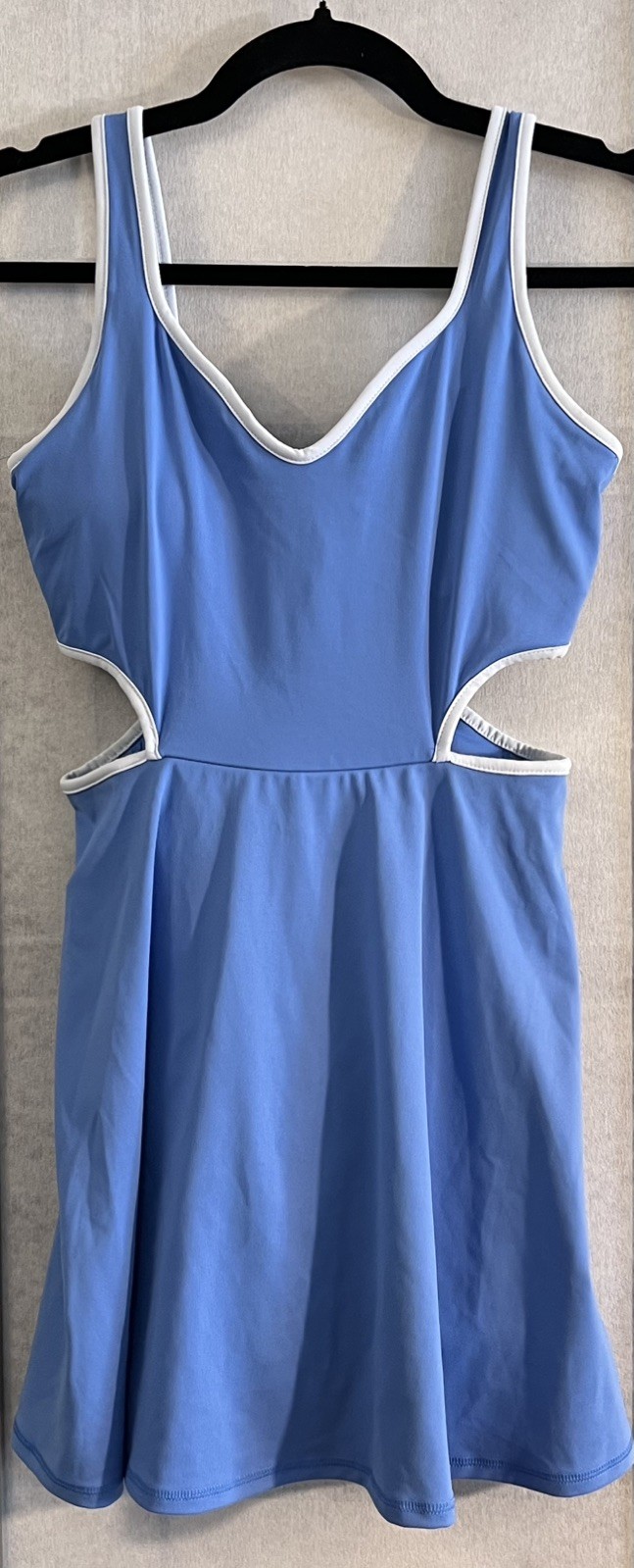 Old Navy Small Athletic Women’s PowerSoft Shelf-Bra Support Dress Blue Shorts