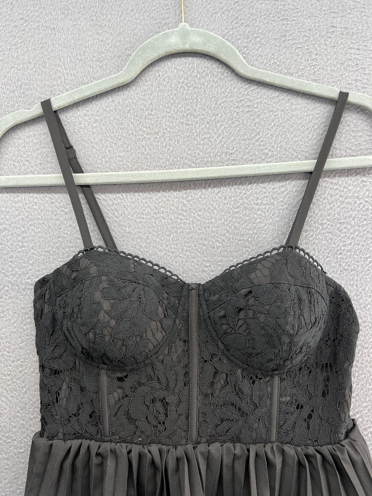 DO+BE Dress Womens Small Black Lace Tiered Ruffle Pleated Mini Adjustable Straps