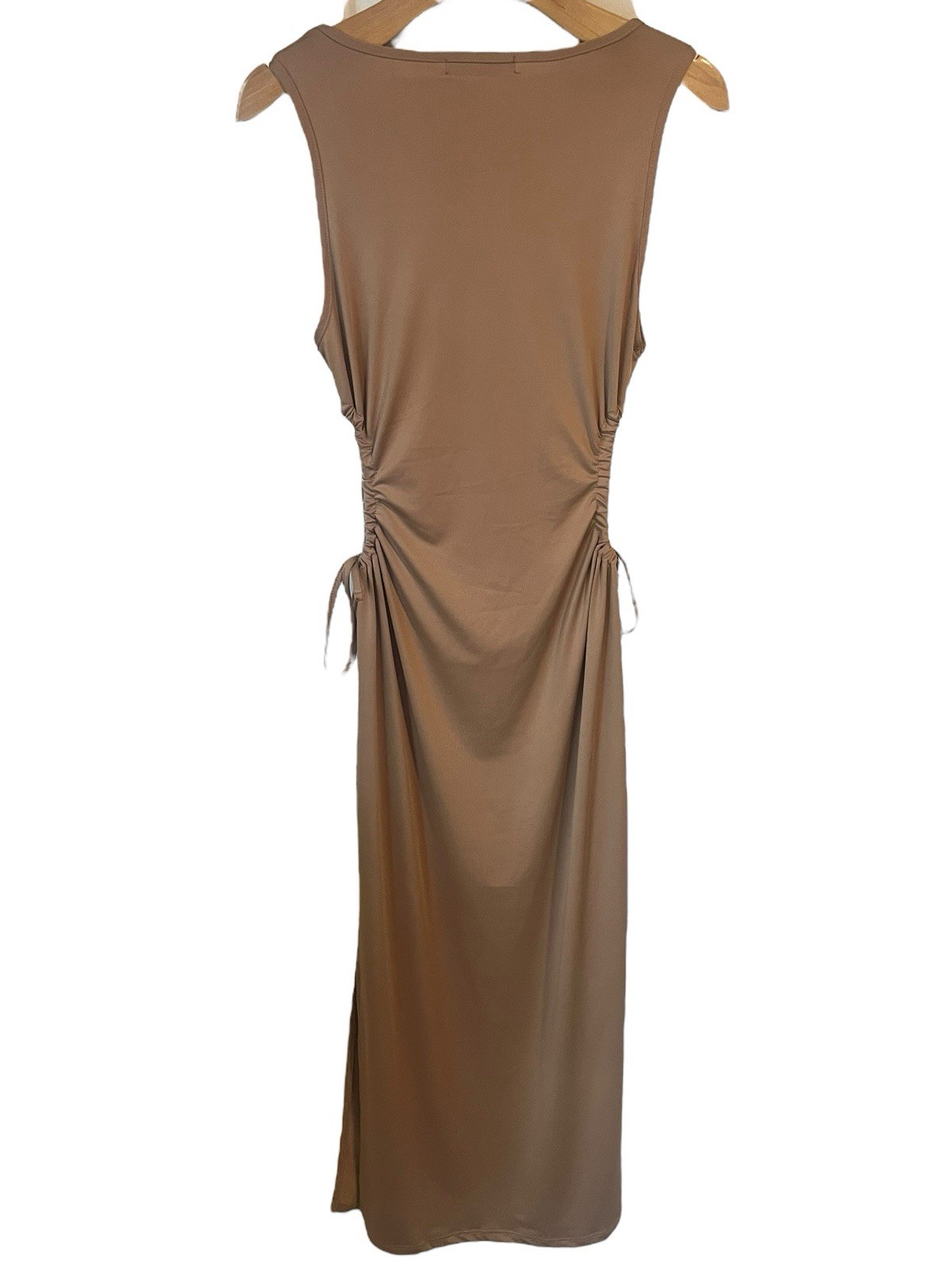 Absolutely Love It Pencil Dress Size L Beige Sleeveless Split Bodycon Midi NEW