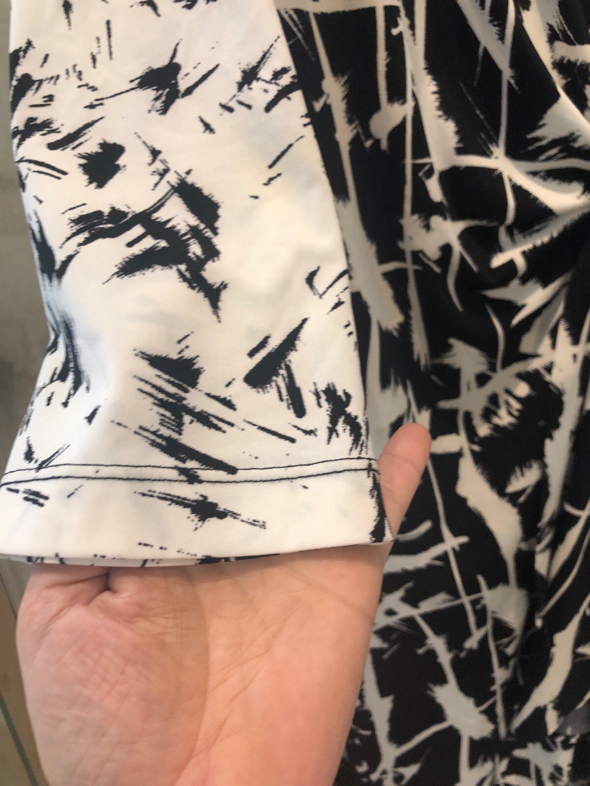 BCBG MAX AZRIA Black White Combo Adele Printed Wrap Dress M Medium $198