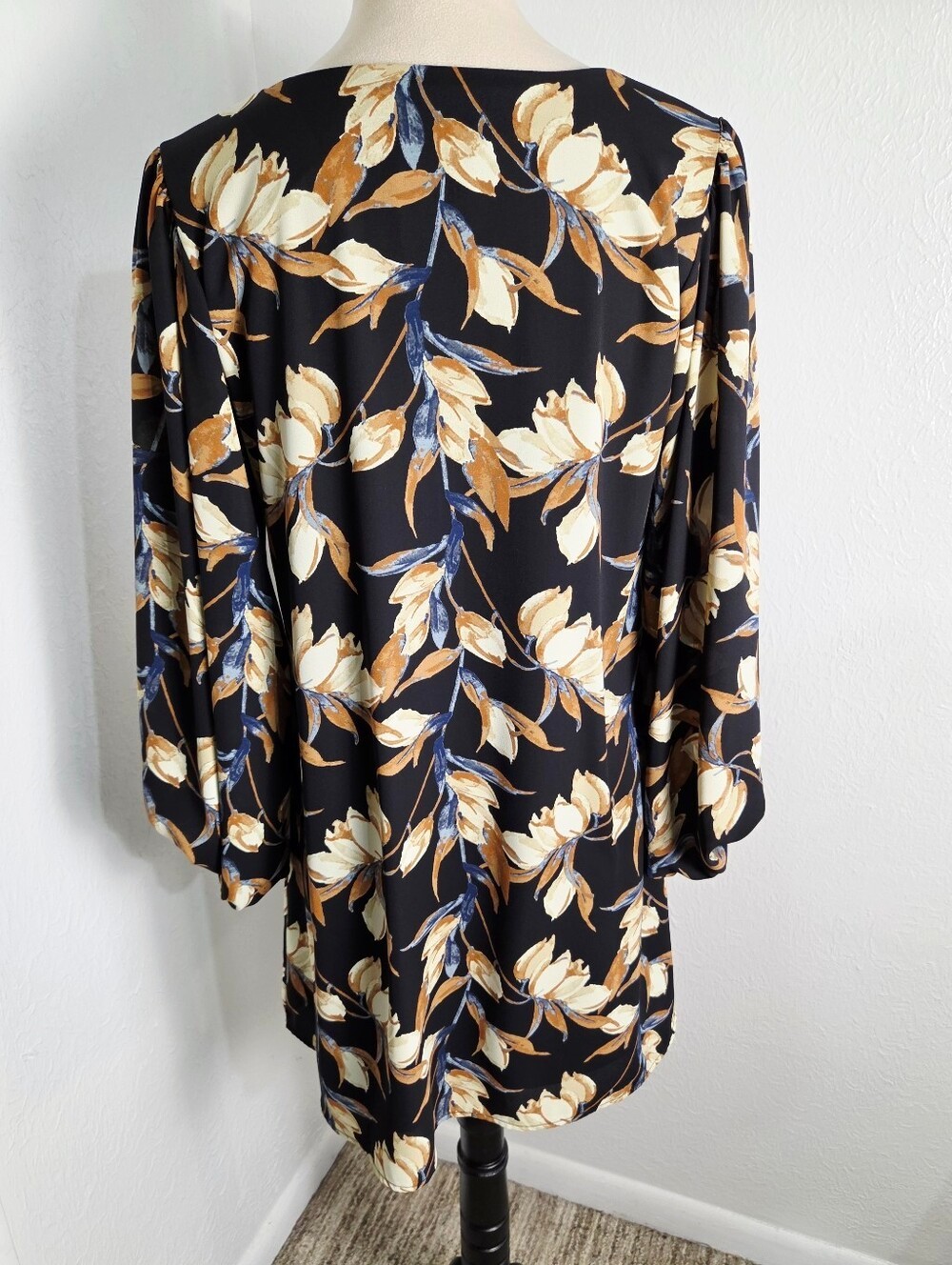 Adrienne Black, Cream, Blue Rust Floral Shift Dress Long Balloon Sleeves, Small