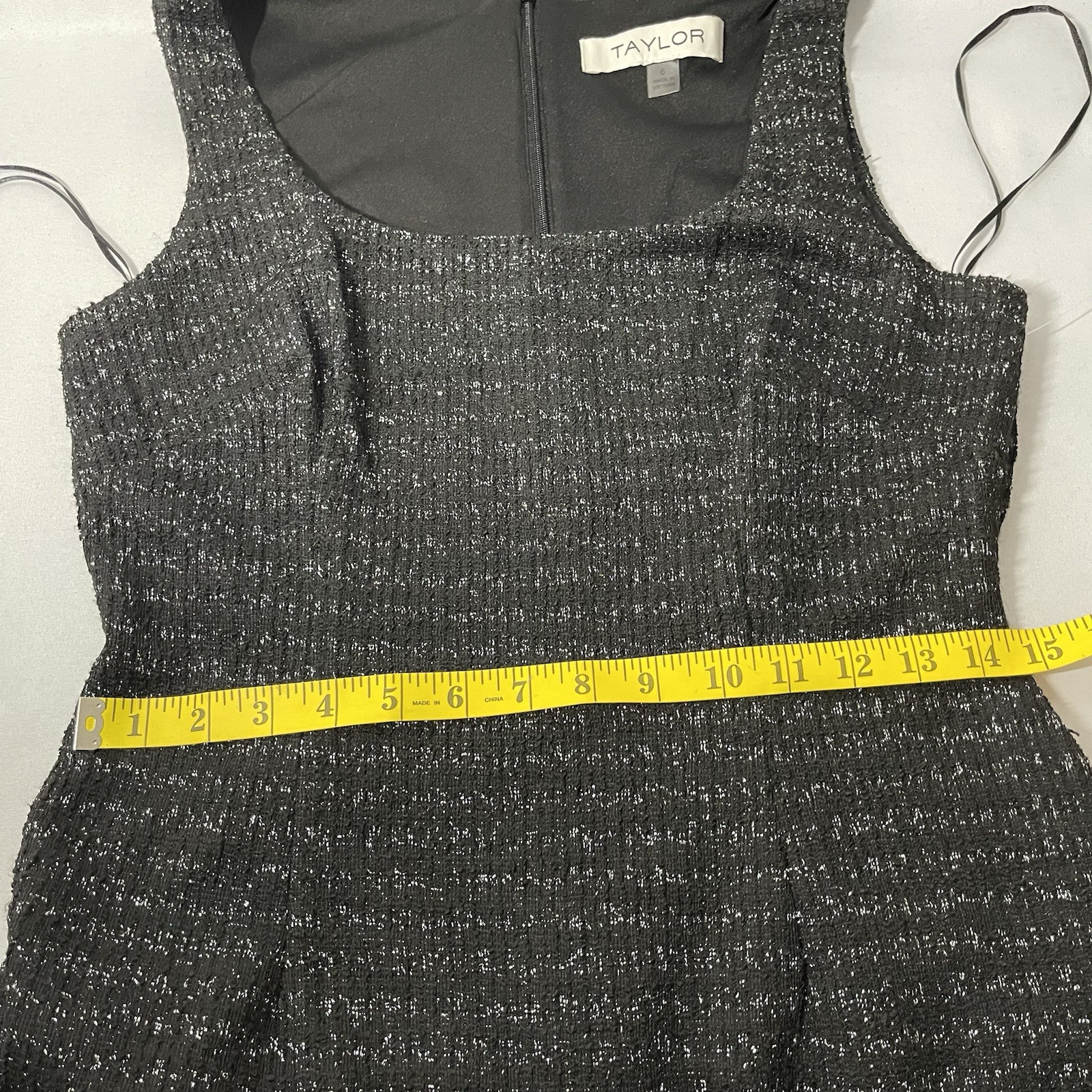 Taylor 2Pc Jacket/Shift Dress Set Size 6 Black Metallic Tweed Flounce Hem Money