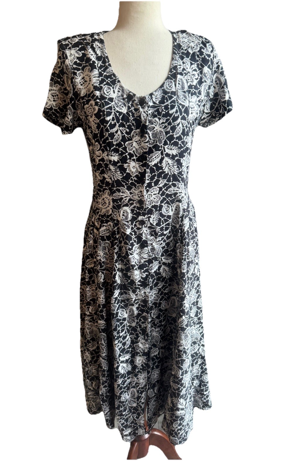 VTG Grunge Dress 90s Floral Boho Demure CottageCore Black Button Front Medium