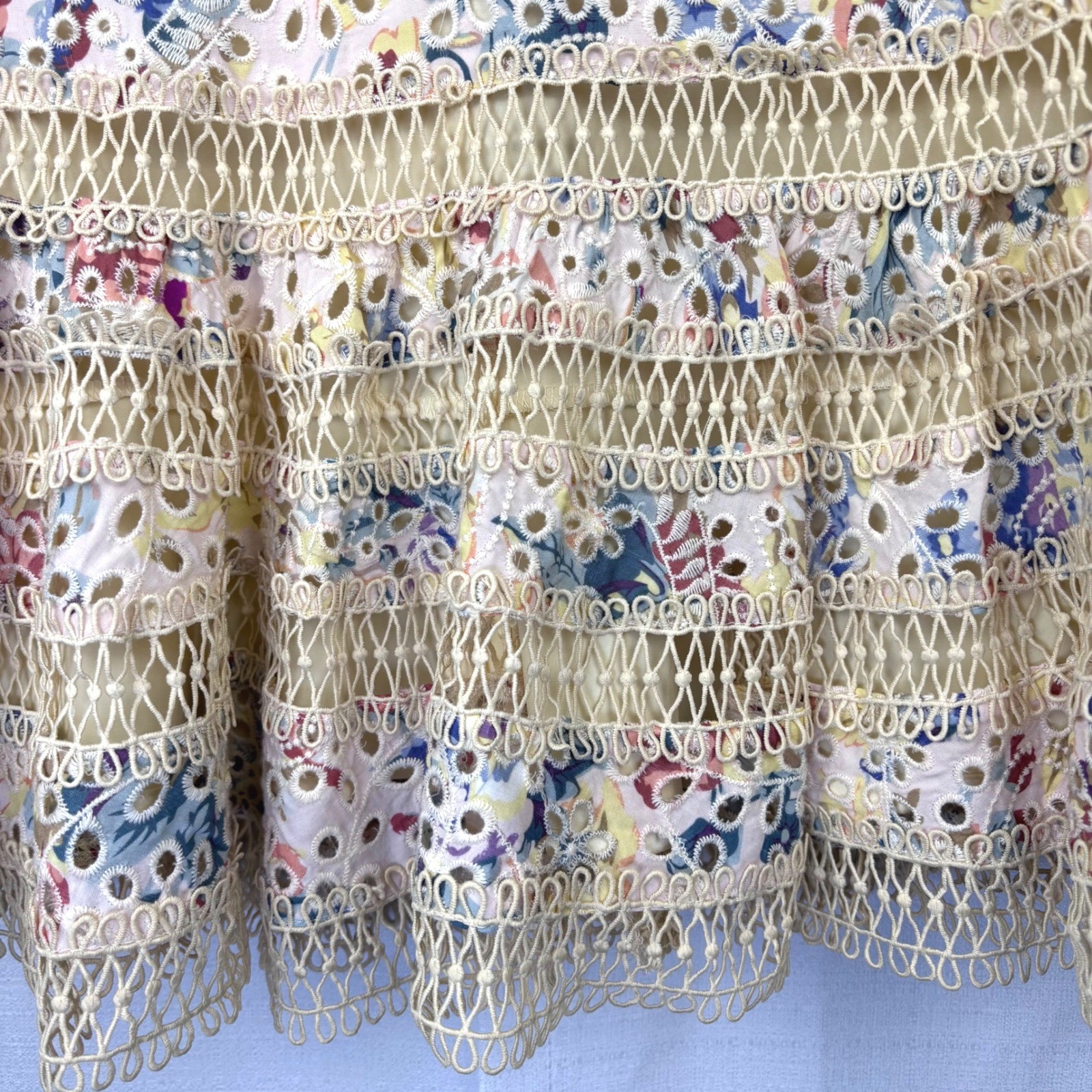 Floral Crochet Lace Eyelet Ruffle Tiered Mini Dress 3/4 Bell Sleeves Athina Sz L
