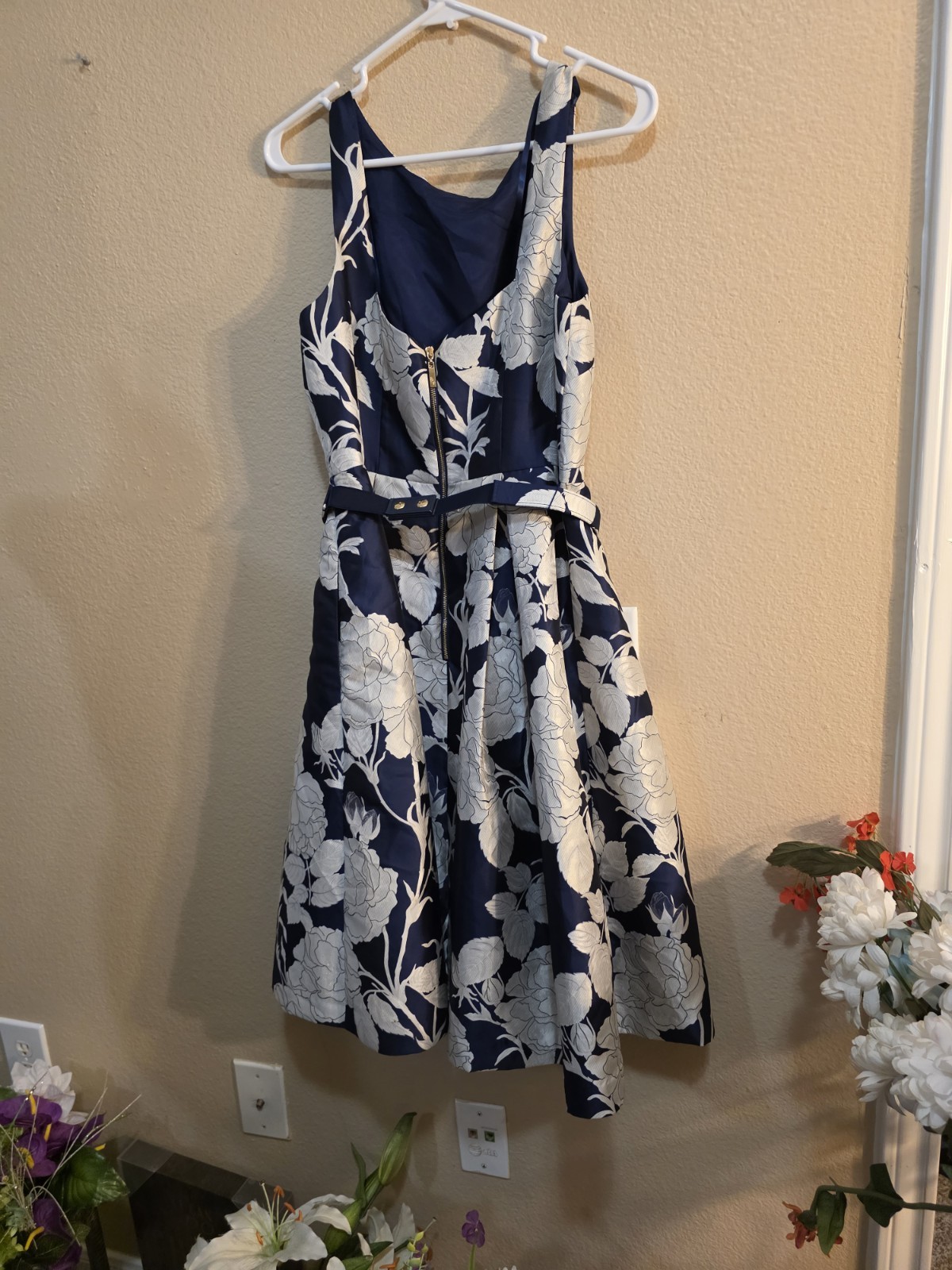 Elizabeth J Dress