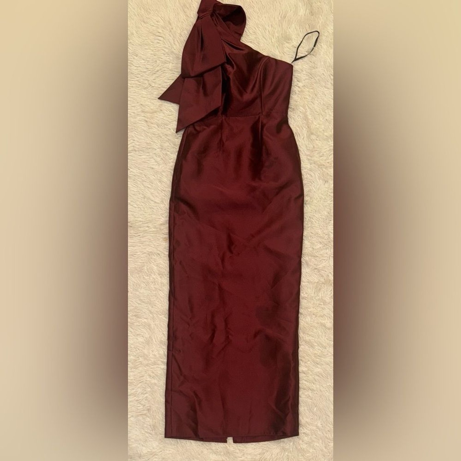NEW Alfred Sung Bow Detail One-Shoulder Satin Twill Column Gown Sz 2 Cabernet