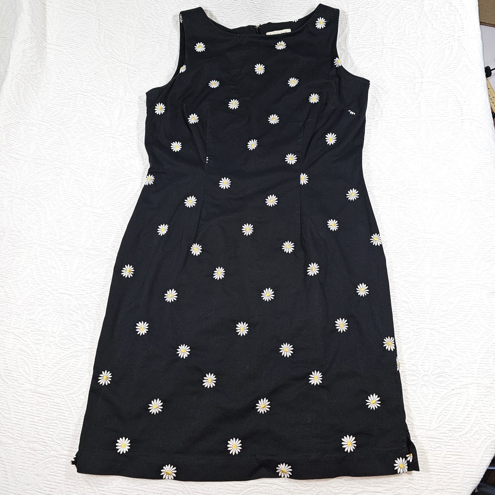 Vintage Y2K Amanda Smith Black Daisy Embroidered Sheath Dress 14 Cottagecore 90s