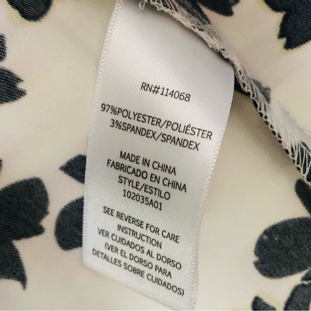 Love, Whit by Whitney Port V-Neck Black/White Floral Wrap Midi Dress Size Large