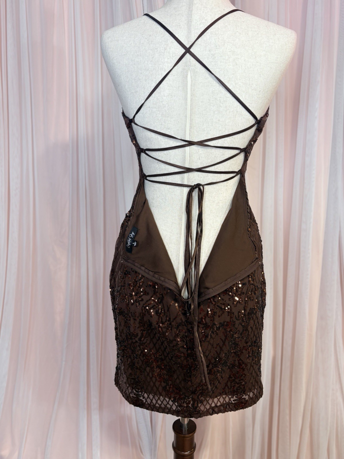 Windsor Brown Sequin Geometric Bodycon Mini Dress L Spaghetti Strap Backless