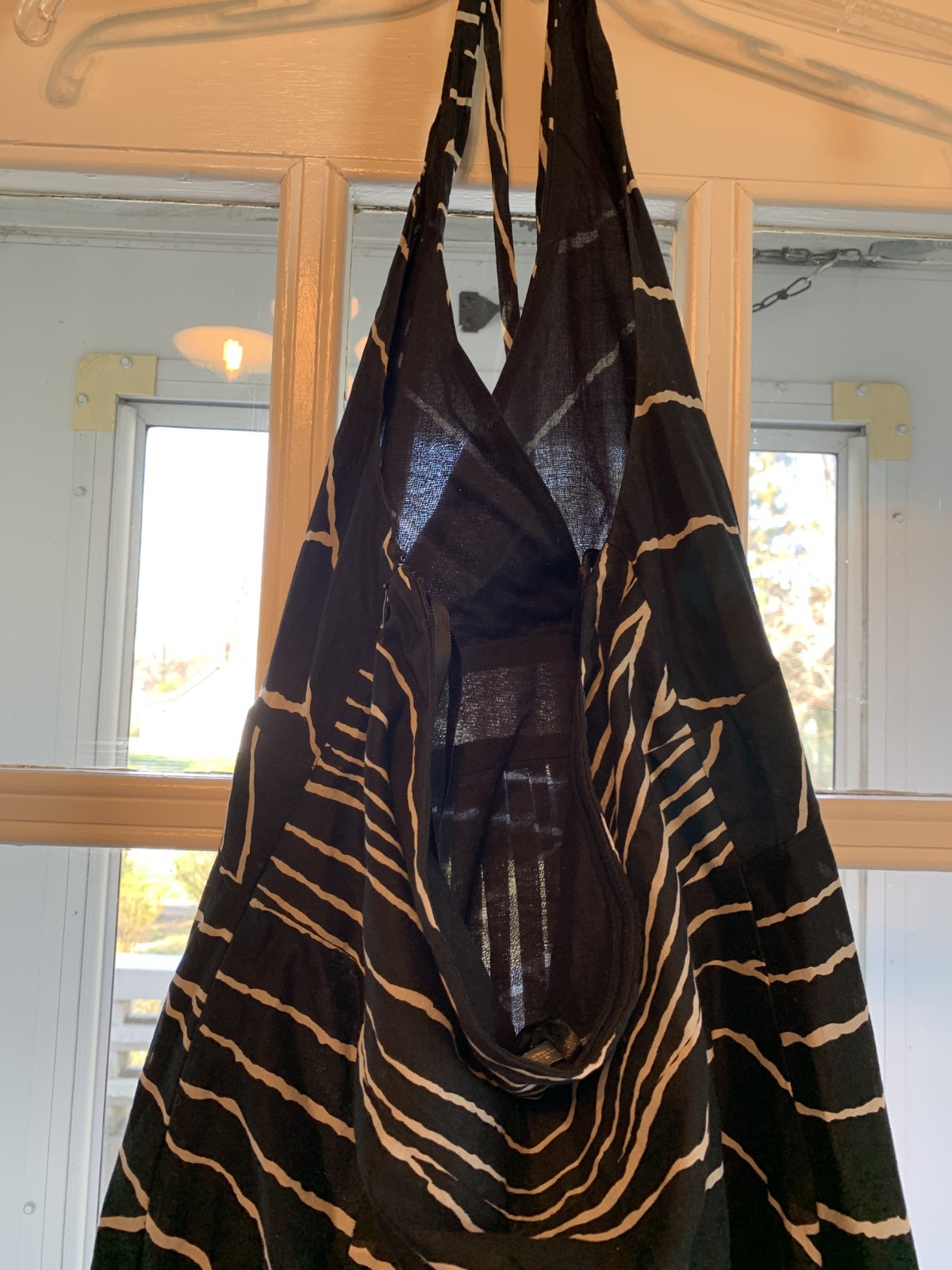 Ann Taylor Maxi Dress Black Lined Size 8 Sundress Graphic Print Side Zip