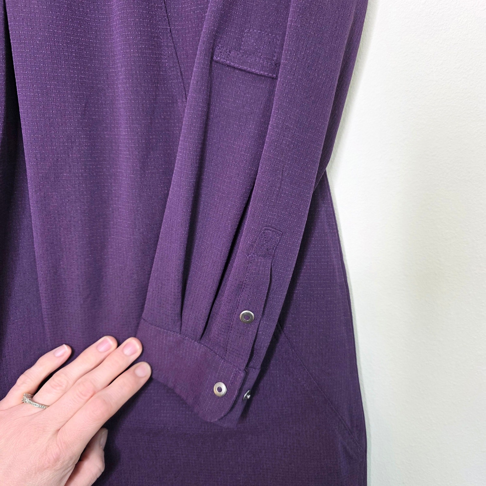 Duluth Trading Breezeshooter Purple Long Sleeve Snap Front Dress with Pockets