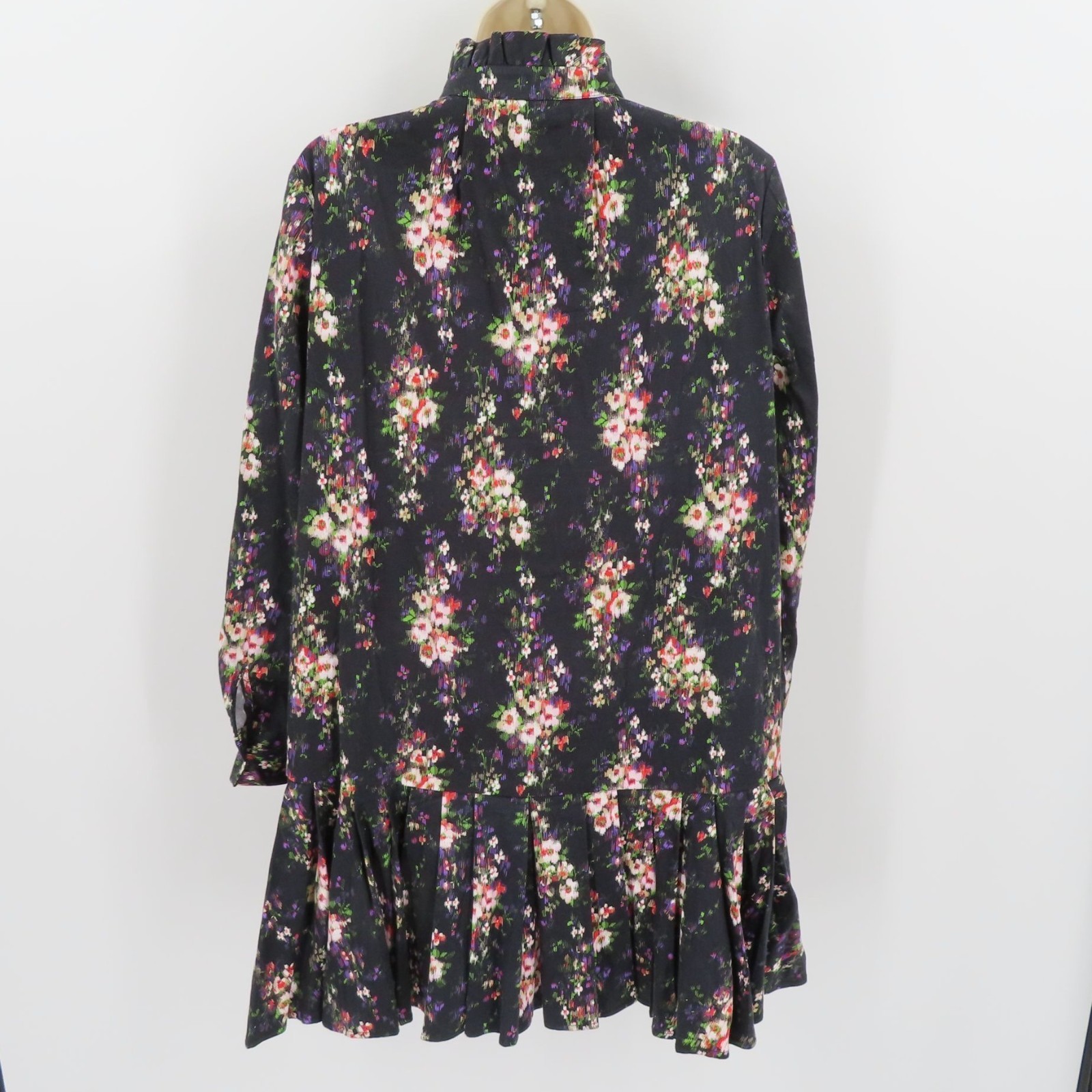 Tuckernuck Women Small Tate Onyx Falling Flowers Bouquet Dress Pleated Floral