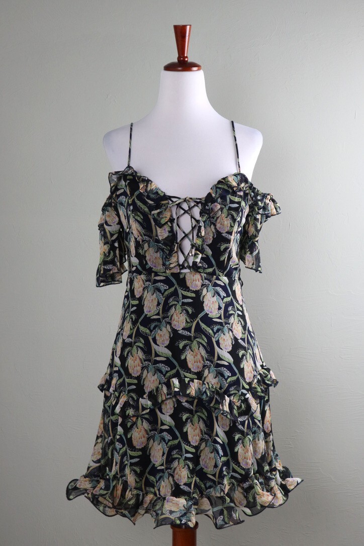 SELFIE LESLIE NWT Navy Ruffle Structured Floral Lace UpMini Dress Size Medium