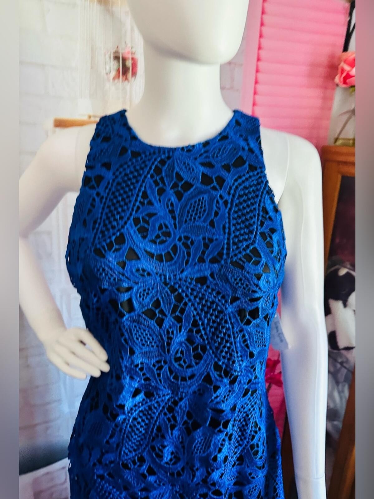 Alexia Admor Blue Guipure Lace Sheath Dress