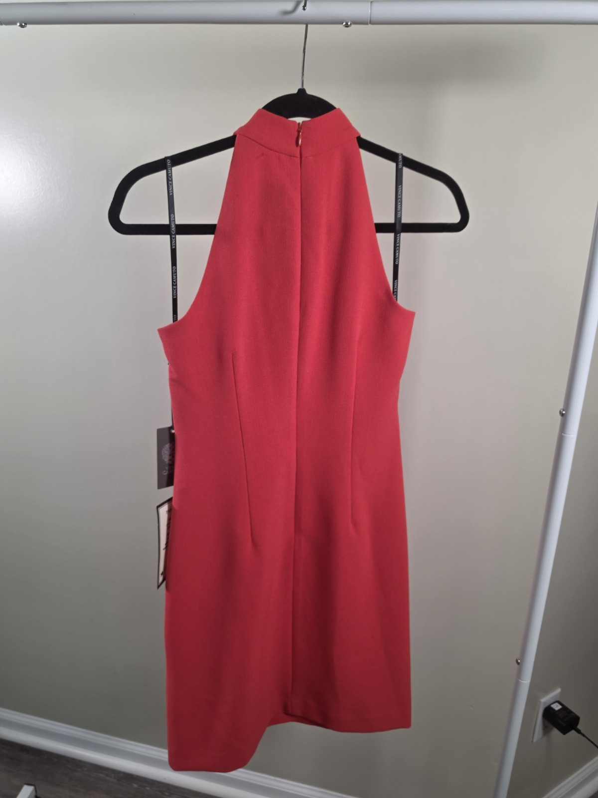 NWT Vince Camuto Red Solid Halter Tie Neck Sheath Dress Sleeveless Short Size 0