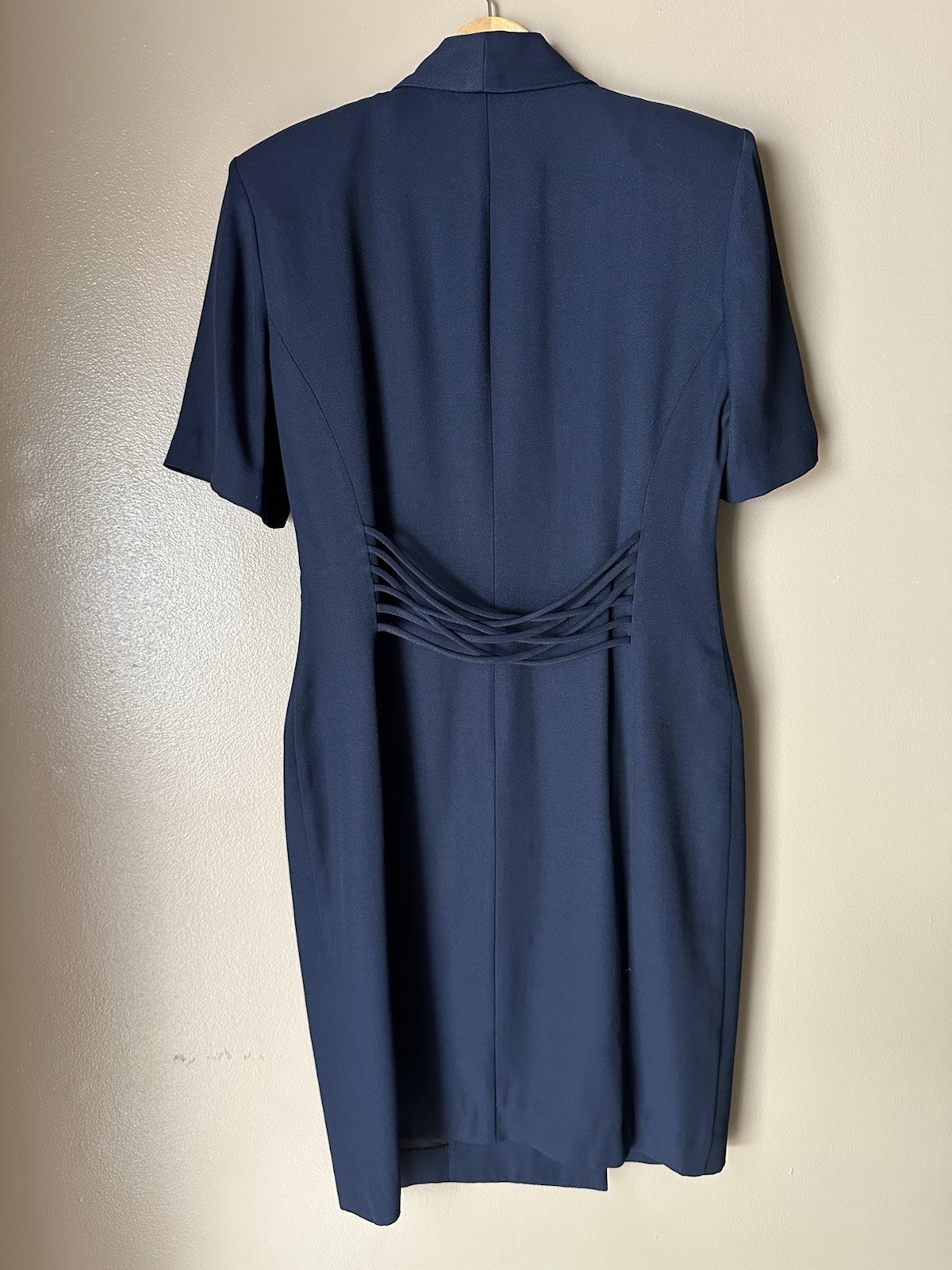 Dani Max Women’s 6 Navy Solid V-Neck Sheath Dress Short Sleeve Pockets