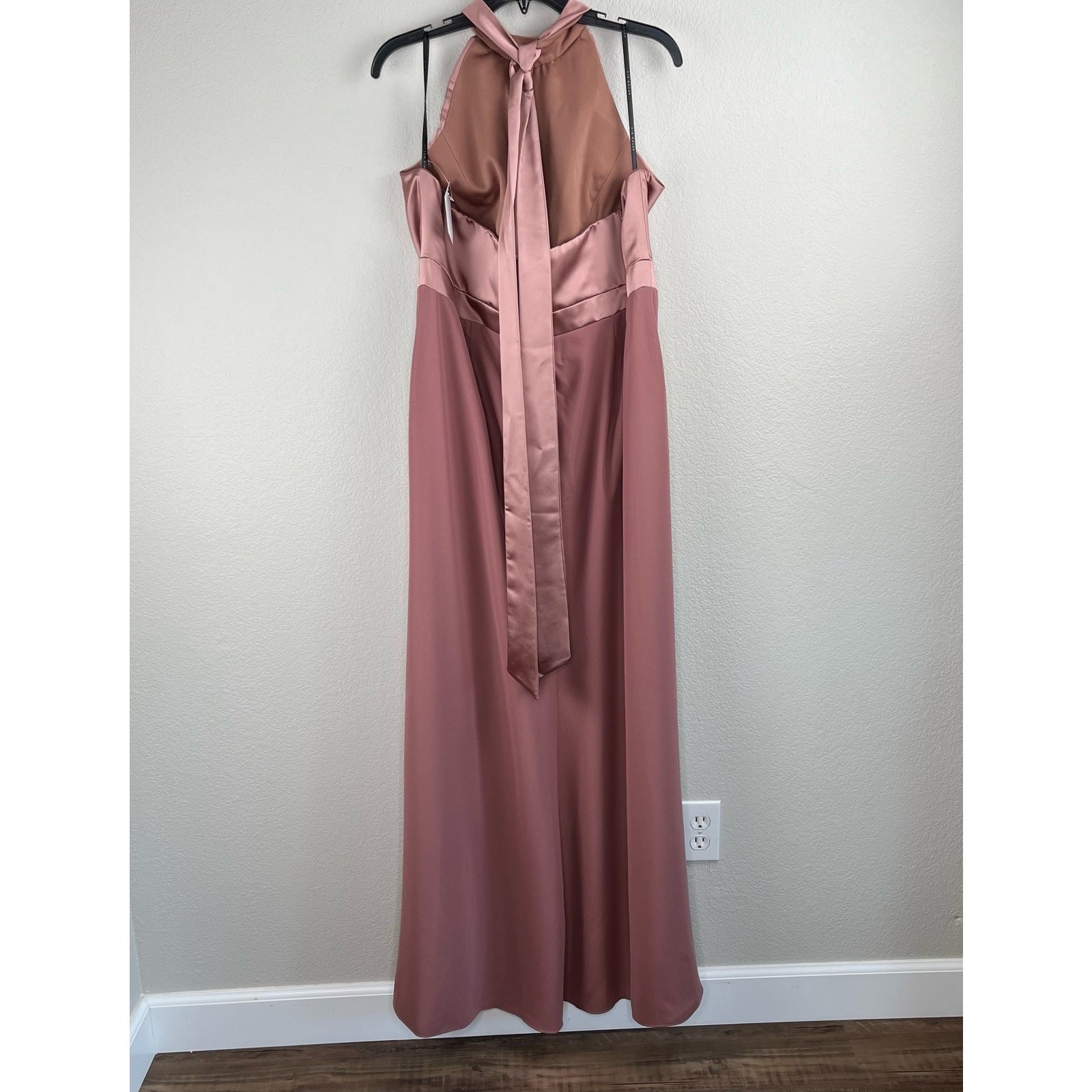 After Six High Neck Halter Maxi Gown Sienna Open Back Luxe Charmeuse 20 NWT