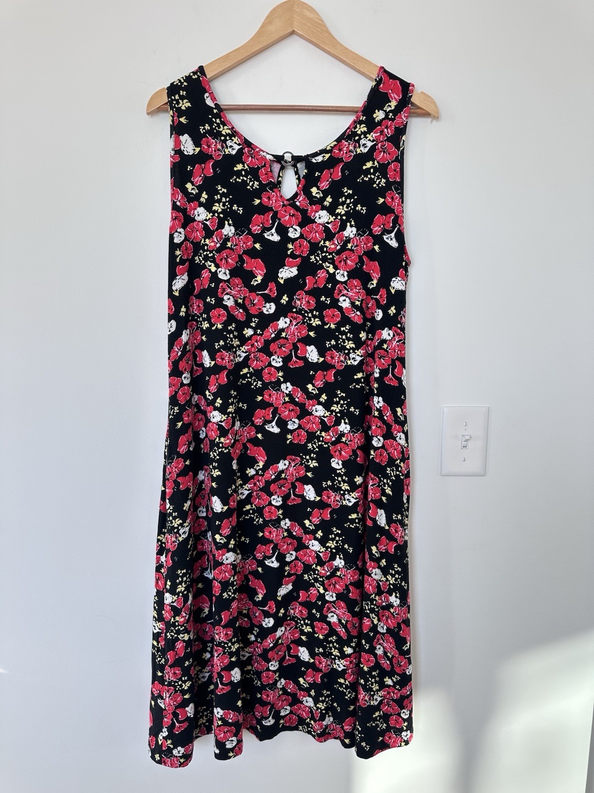 Kate & Mallory Womens XL Black Red Floral Sleeveless Stretchy Long Jumper Dress