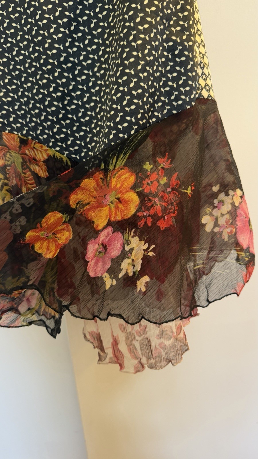 Pianurastudio Patchwork Silk Dress with Ruffle Floral Hem Made In Italy Size M