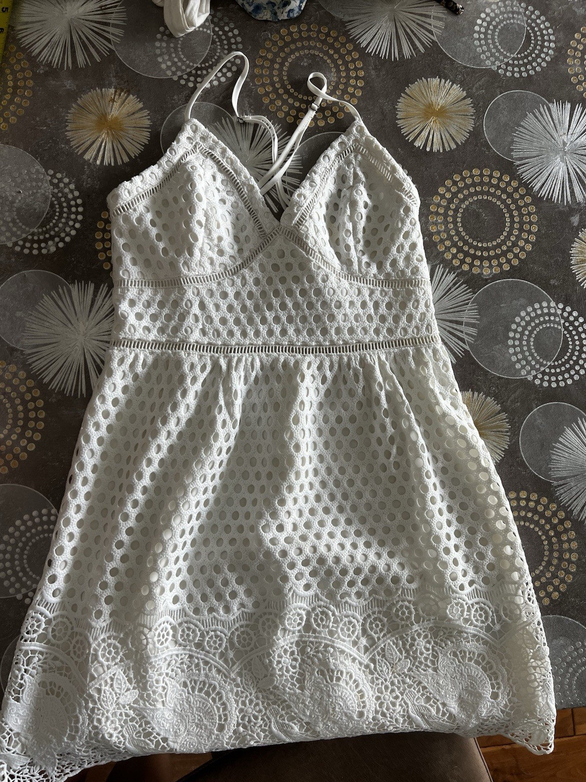 Abercrombie & Fitch Women’s M White Lace V-Neck Strappy Sleeveless Sundress