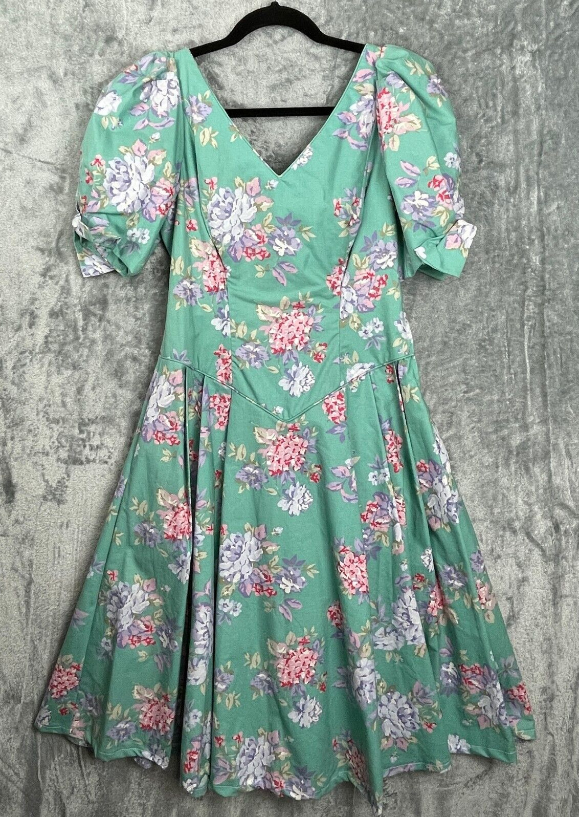 Vintage Laura Ashley Dress US 10 Floral Cottage Core Puff Bow Sleeve Button Back