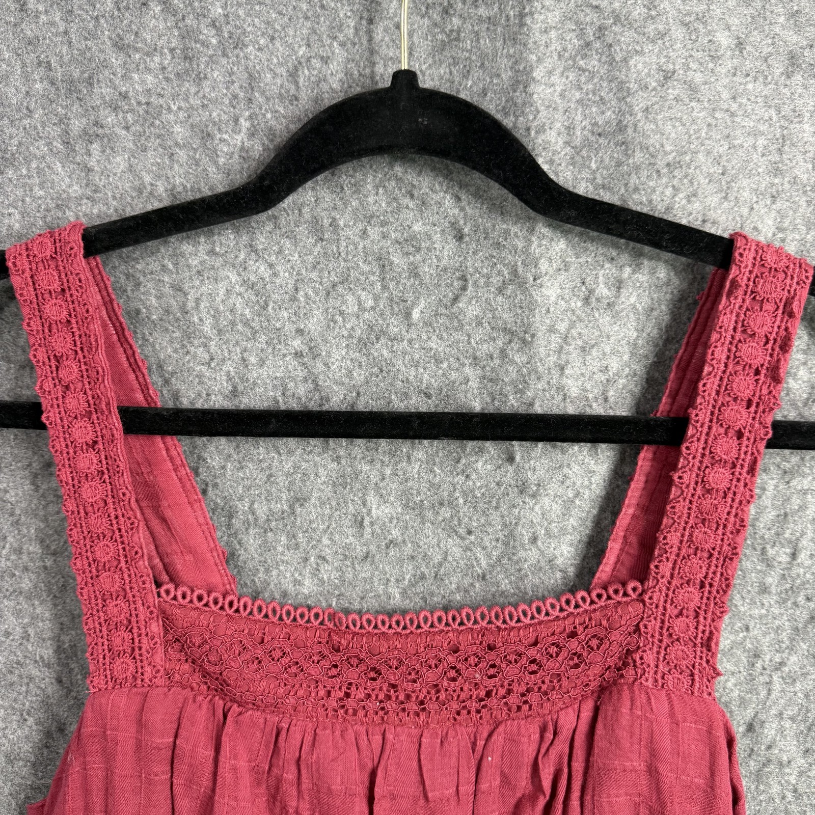 Knox Rose Women’s Rust Red Cotton Blend Crochet Lace Trim Ruffle Hem Mini Dress