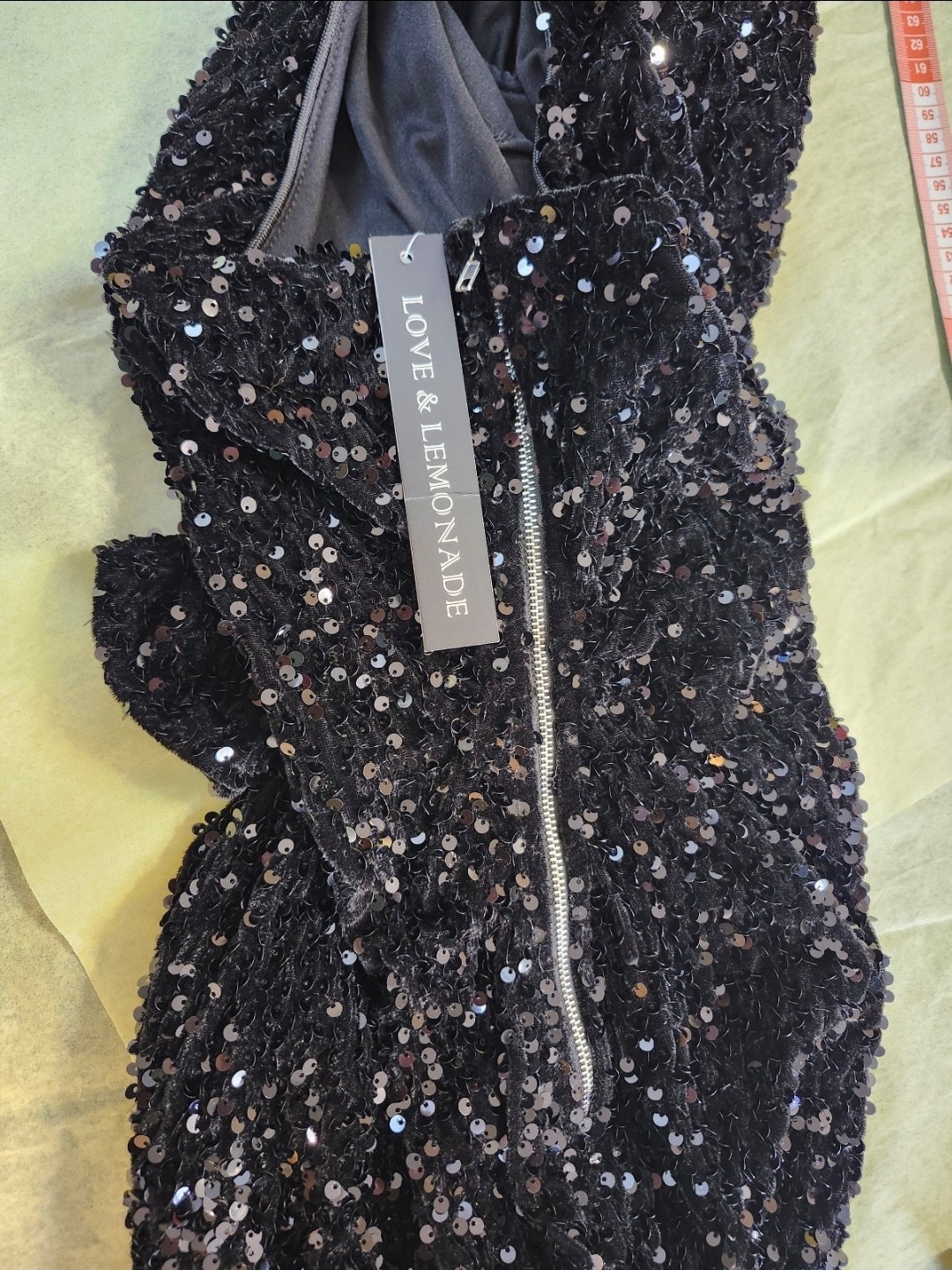 Love & Lemonade Black Sequin One Shoulder Long Sleeve Bodycon Mini Dress M