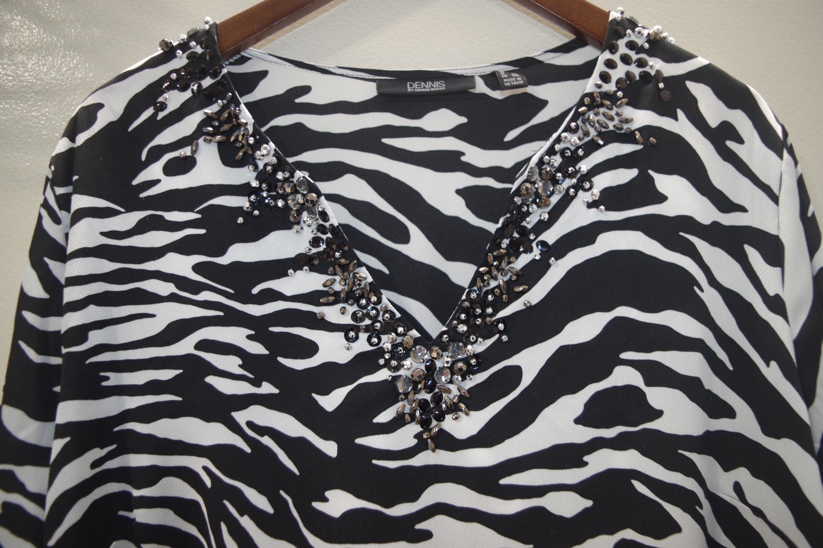 Y1 Dennis by Dennis Basso Black & White Zebra Print Embellished Dress 1X V Neck