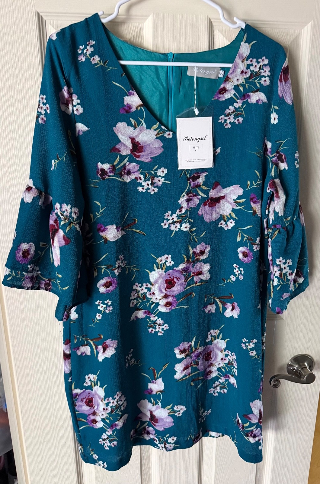 Women’s Large NWT Belongsci V-Neck Teal Floral 3/4 Bell Sleeve Dress