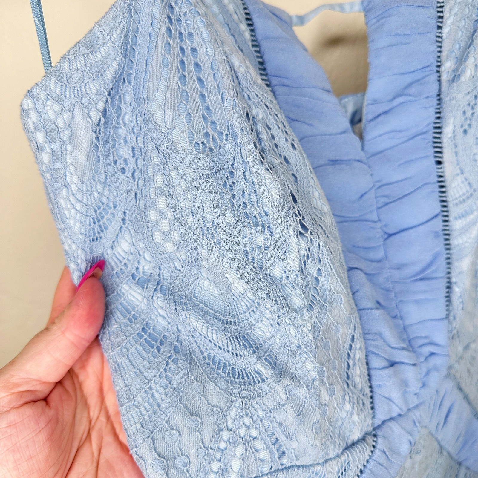Harlyn Scallop Hem Lace Cocktail Sheath Bodycon Periwinkle Blue Dress Small