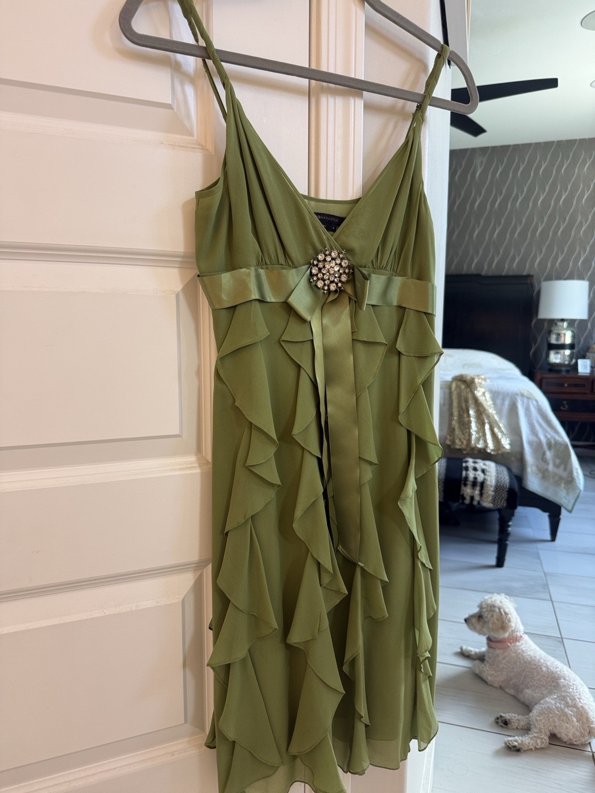BCBGMAXAZRIA Green Solid Fit & Flare V-Neck Sleeveless Ruffle Lined Dress 6