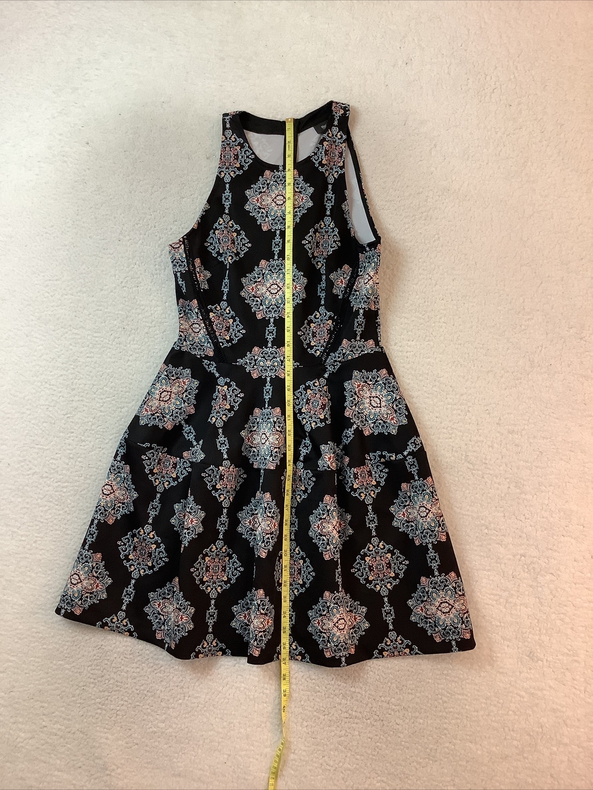Mossimo Womens Fit & Flare Dress Size M Sleeveless Medallion Print Back Zip