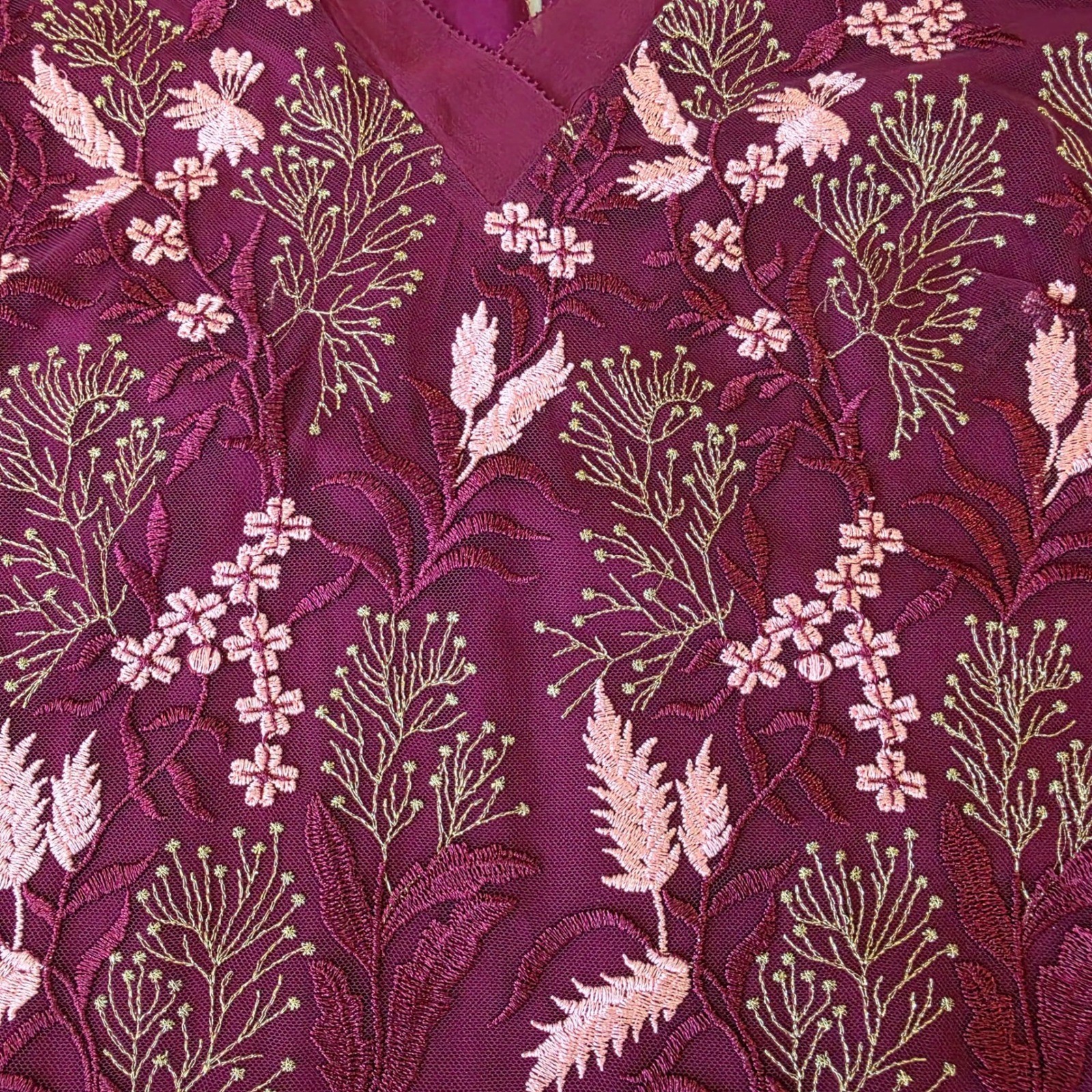 Sundance Burgundy Floral Embroidered Mesh Bell Sleeve Shift Dress NWT Size M