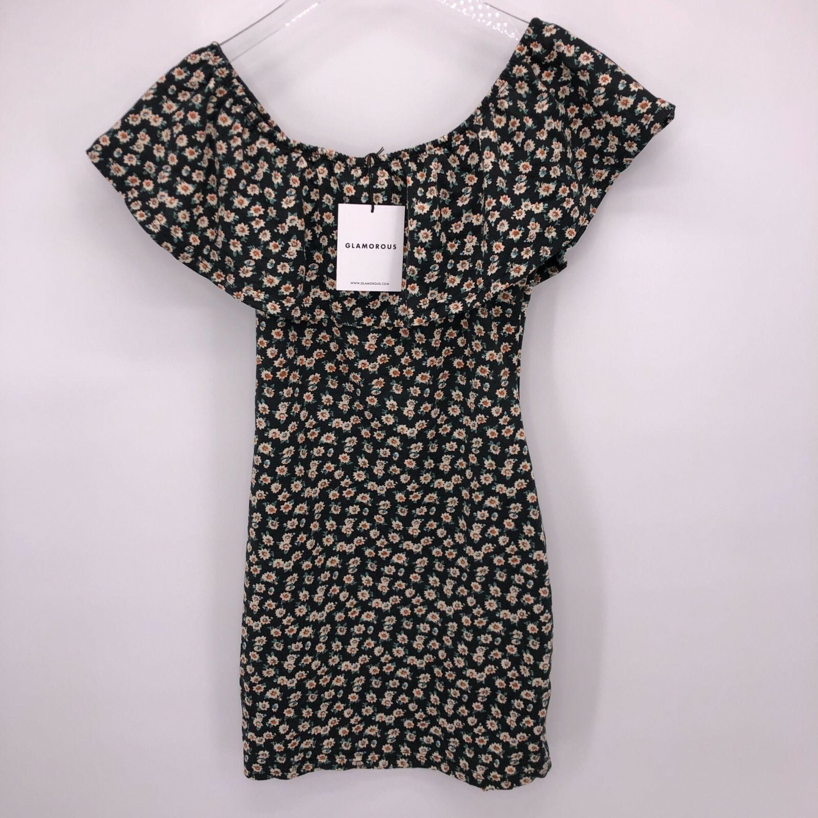 New Small Glamorous Ruffle Off Shoulder Dress w/ Flowers Flattering Fit Feminine