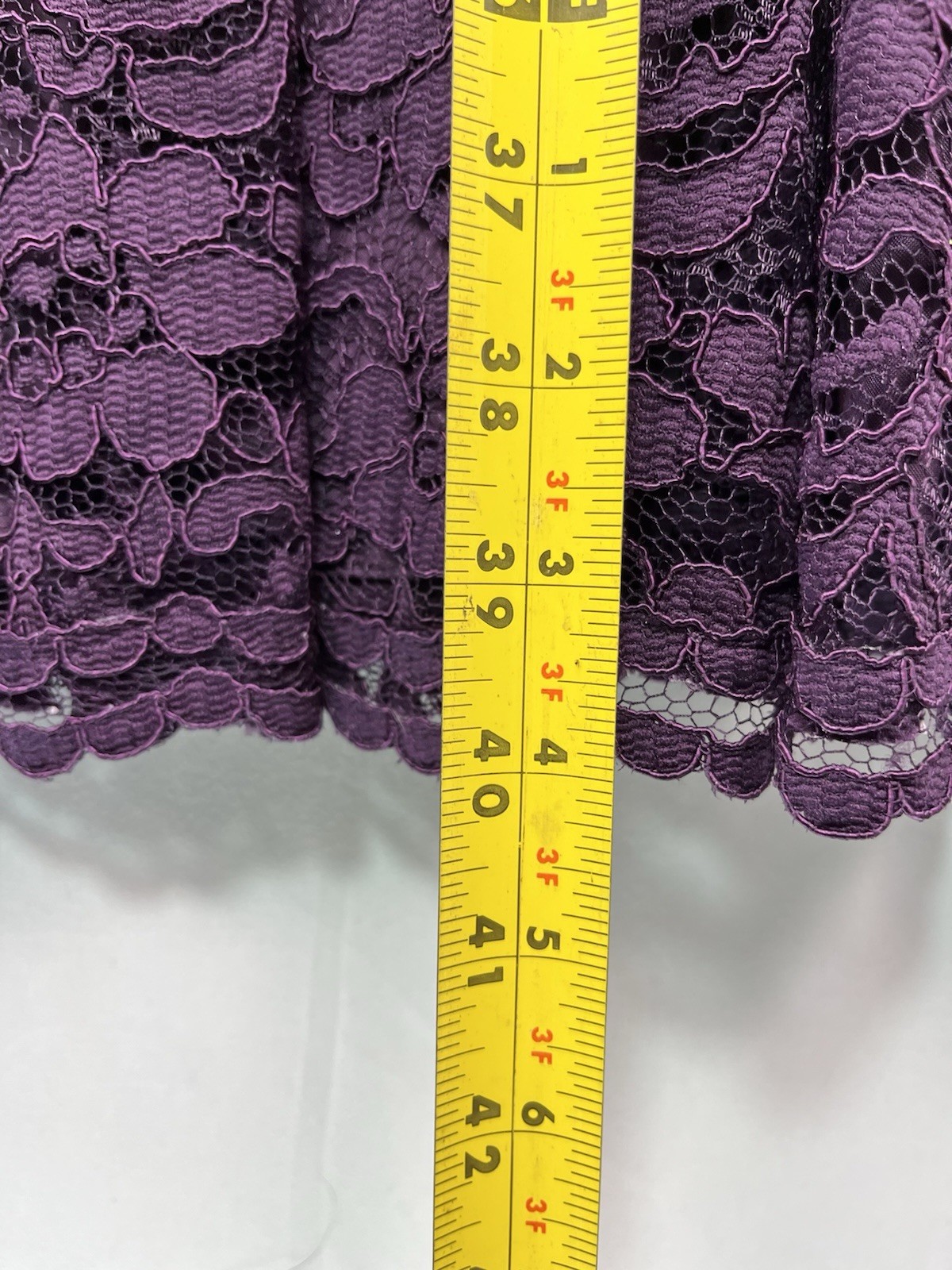 David’s Bridal Short Sleeveless All Over Lace Plum Bridesmaid Dress Sz 16