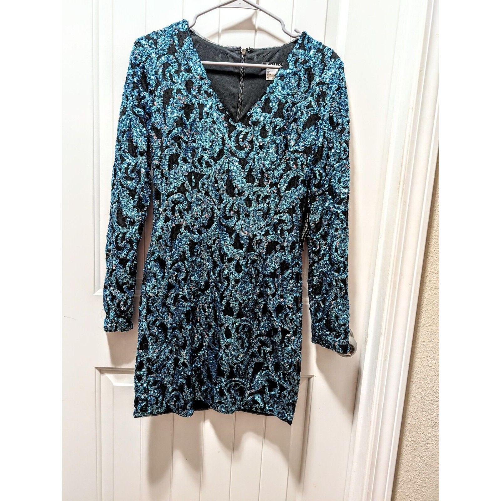 NEW Black and Turquoise Sequin Mini Dress Venus Cocktail Dress Sz 4 Long Sleeve