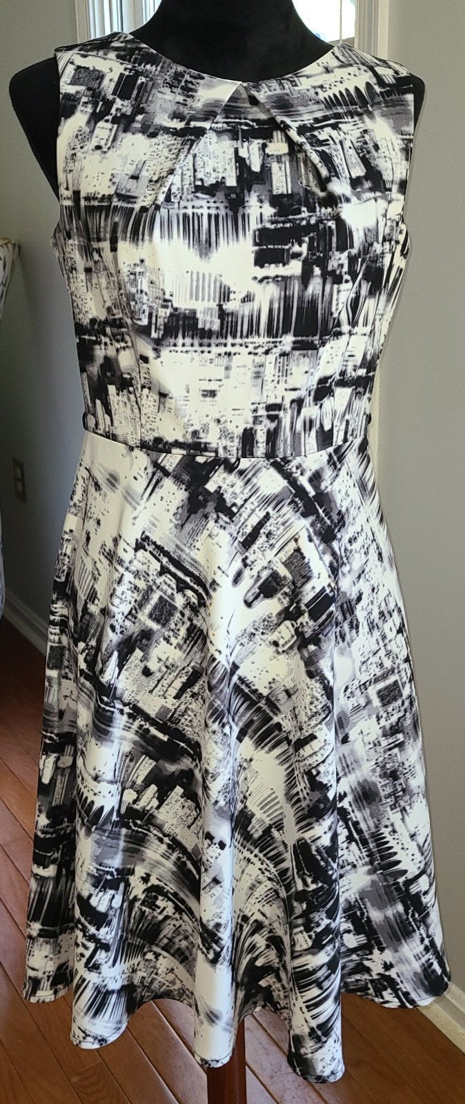 Db Established 1962 Dress Sz 8 City Pattern Sleeveless Fit & Flare Zip Back